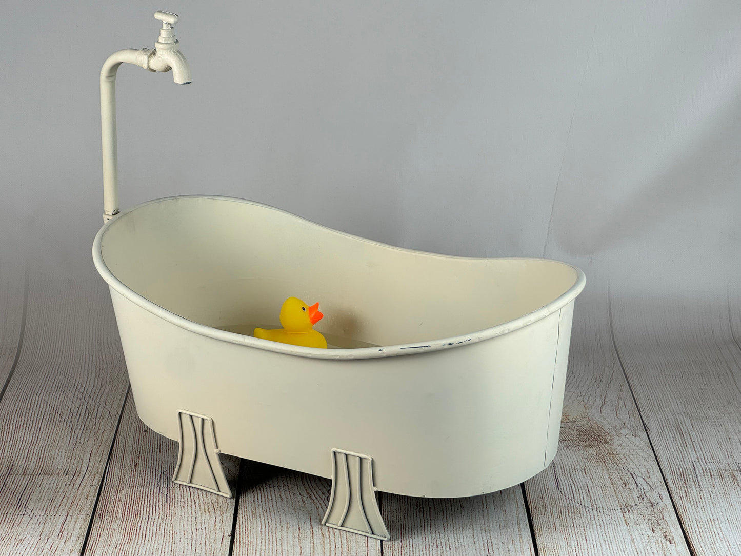 Footed Vintage Bathtub - Beige - Model 2 (As-Is Item #01)