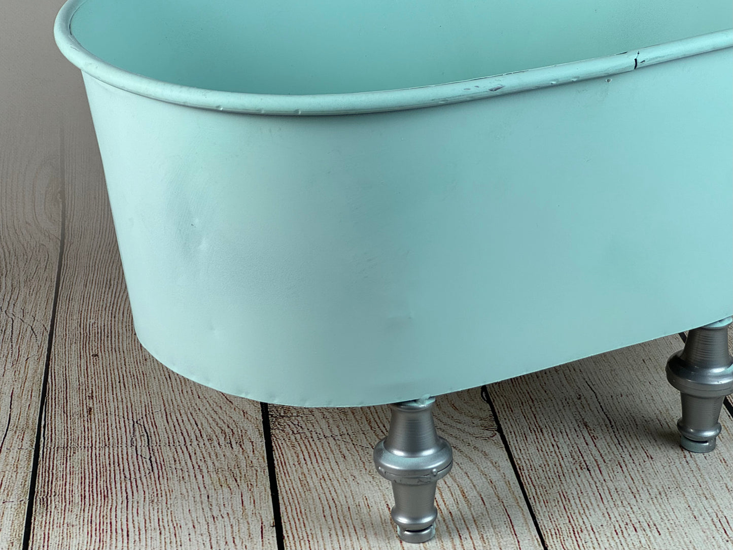 Footed Vintage Bathtub - Light Aquamarine (AS IS ITEM #01)