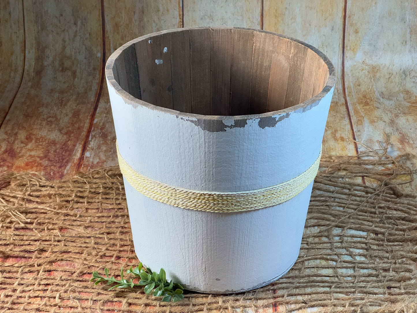 Rustic Bucket - 12in - White(AS IS ITEM #01)