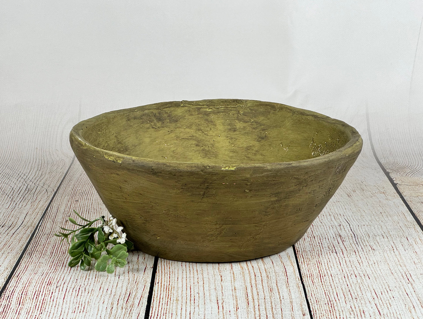 Vintage Bowl - Olive