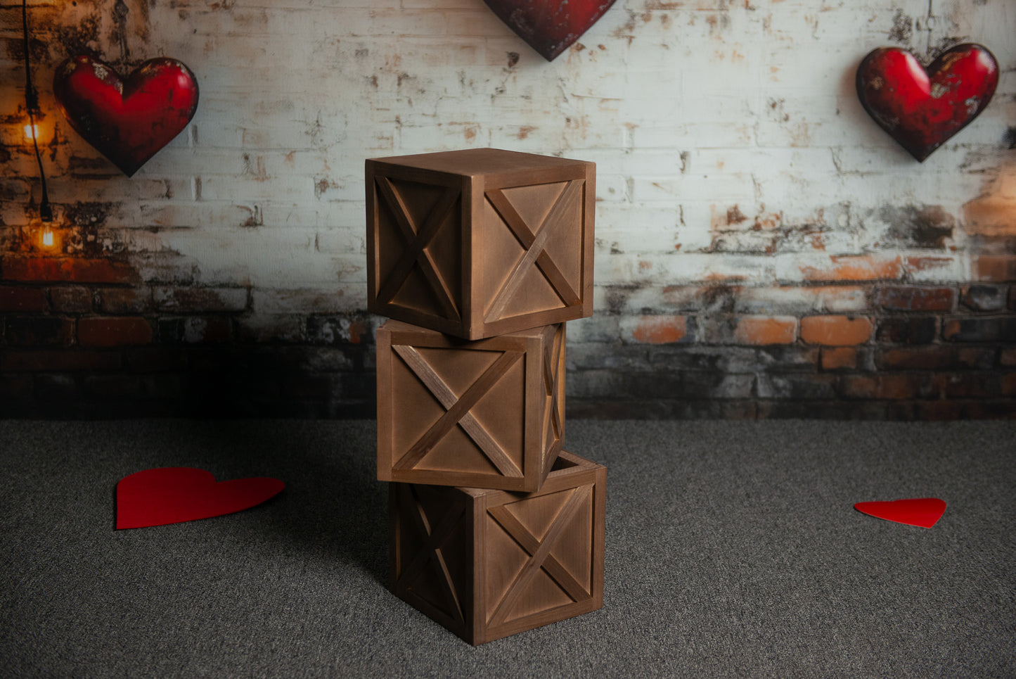 Photography Prop Cubes
Rich brown wooden cubes featuring an X-panel pattern, designed to elevate your photo sessions with a farmhouse-inspired aesthetic.