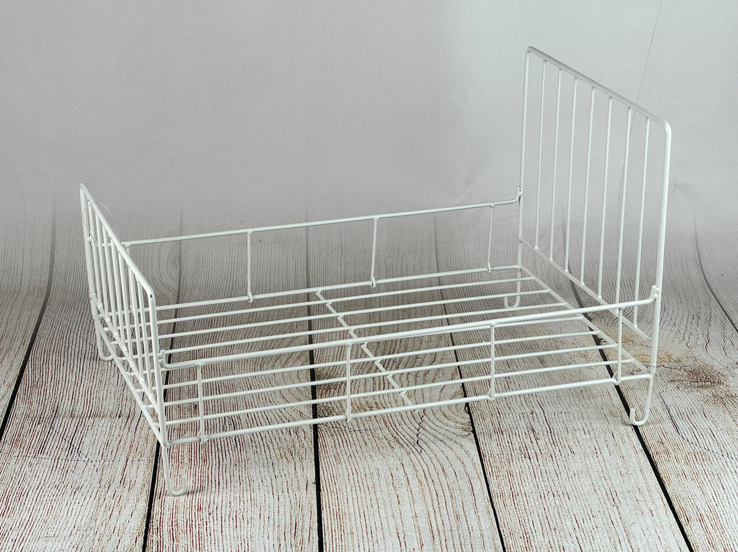 Vintage Wire Bed - White (AS IS ITEM #1)