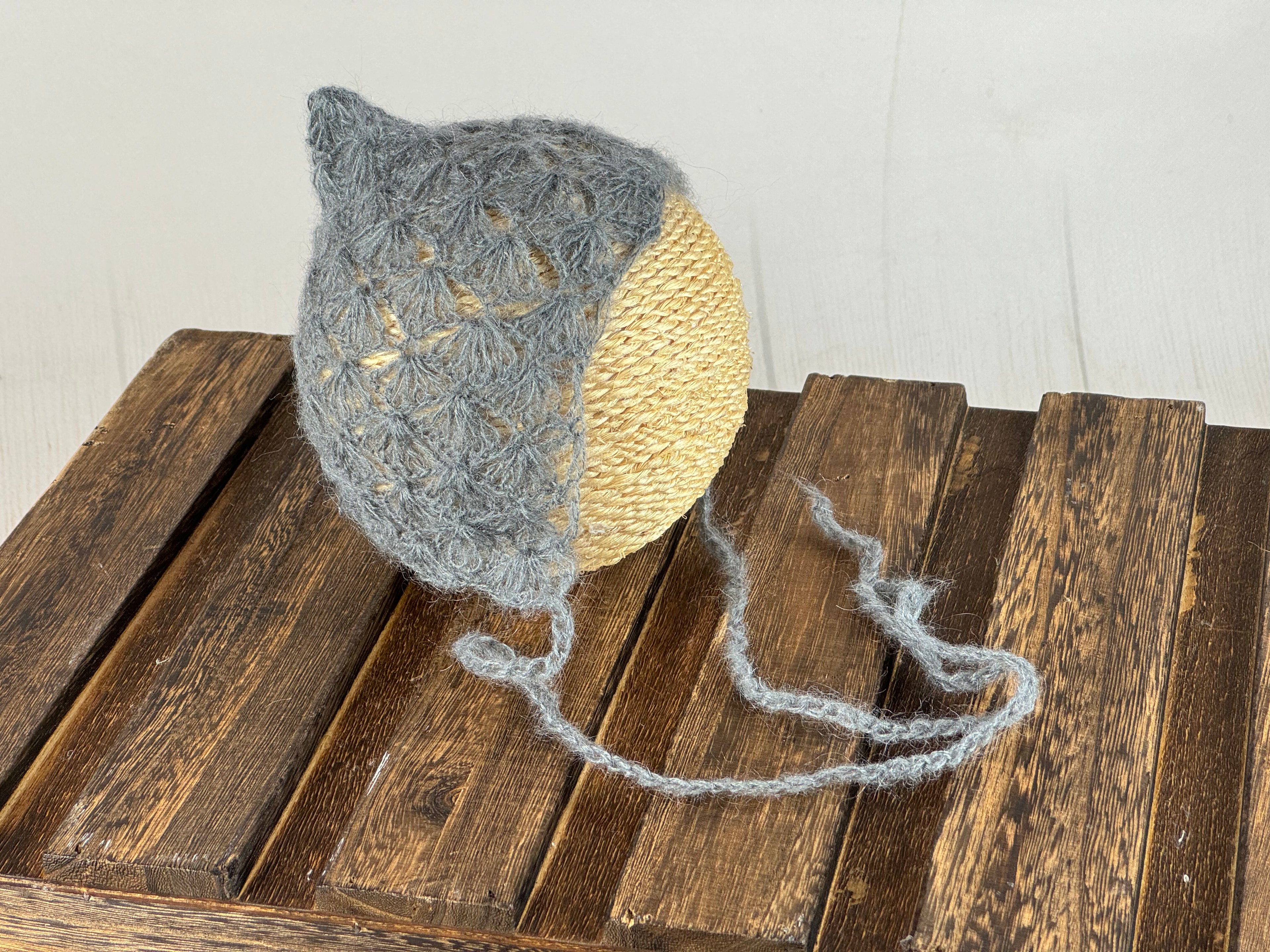 Ornate Pointy Mohair Bonnet - Gray