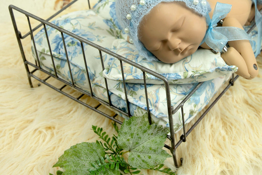 Vintage Wire Bed - Unpolished