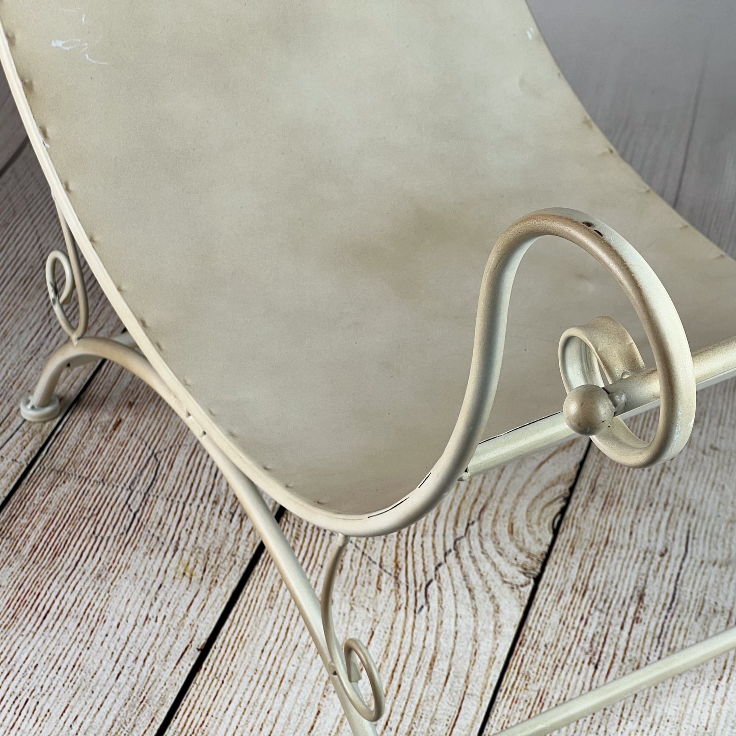 Curved Vintage Bench - Metallic (AS IS ITEM #01)