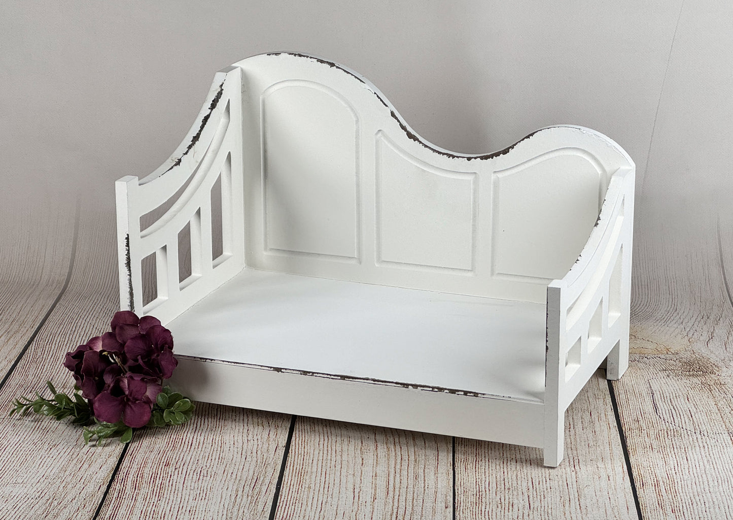 Vintage Daybed - Grand - White