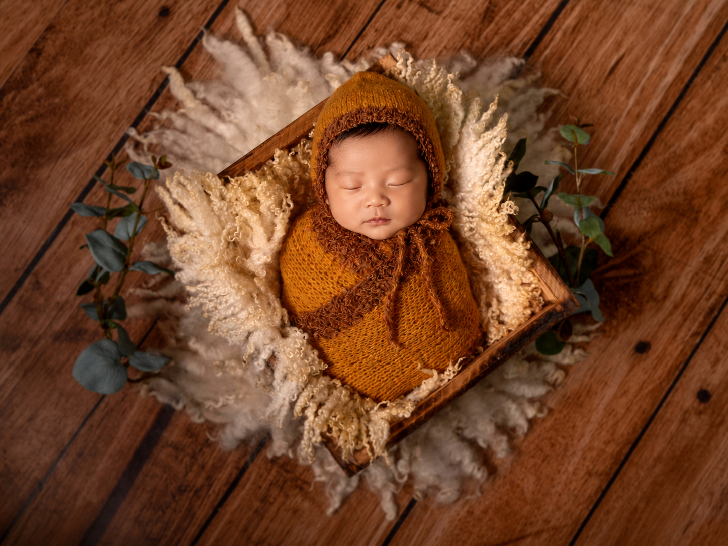 SET Fantasy Mohair Bonnet and Wrap - Light Brown
