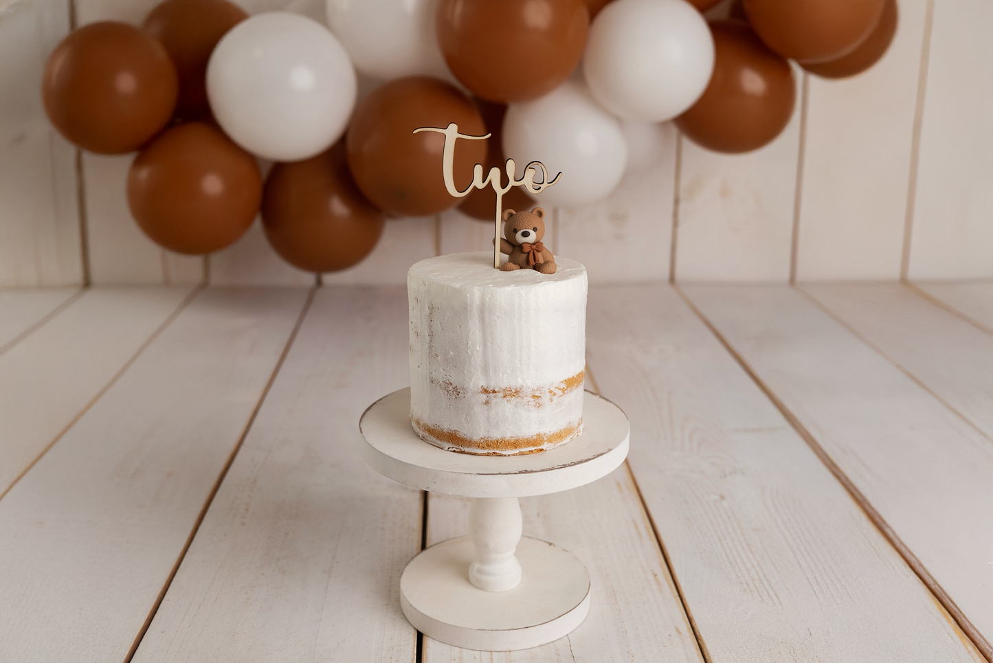 Rustic Cake Stand - 7in Tall - White