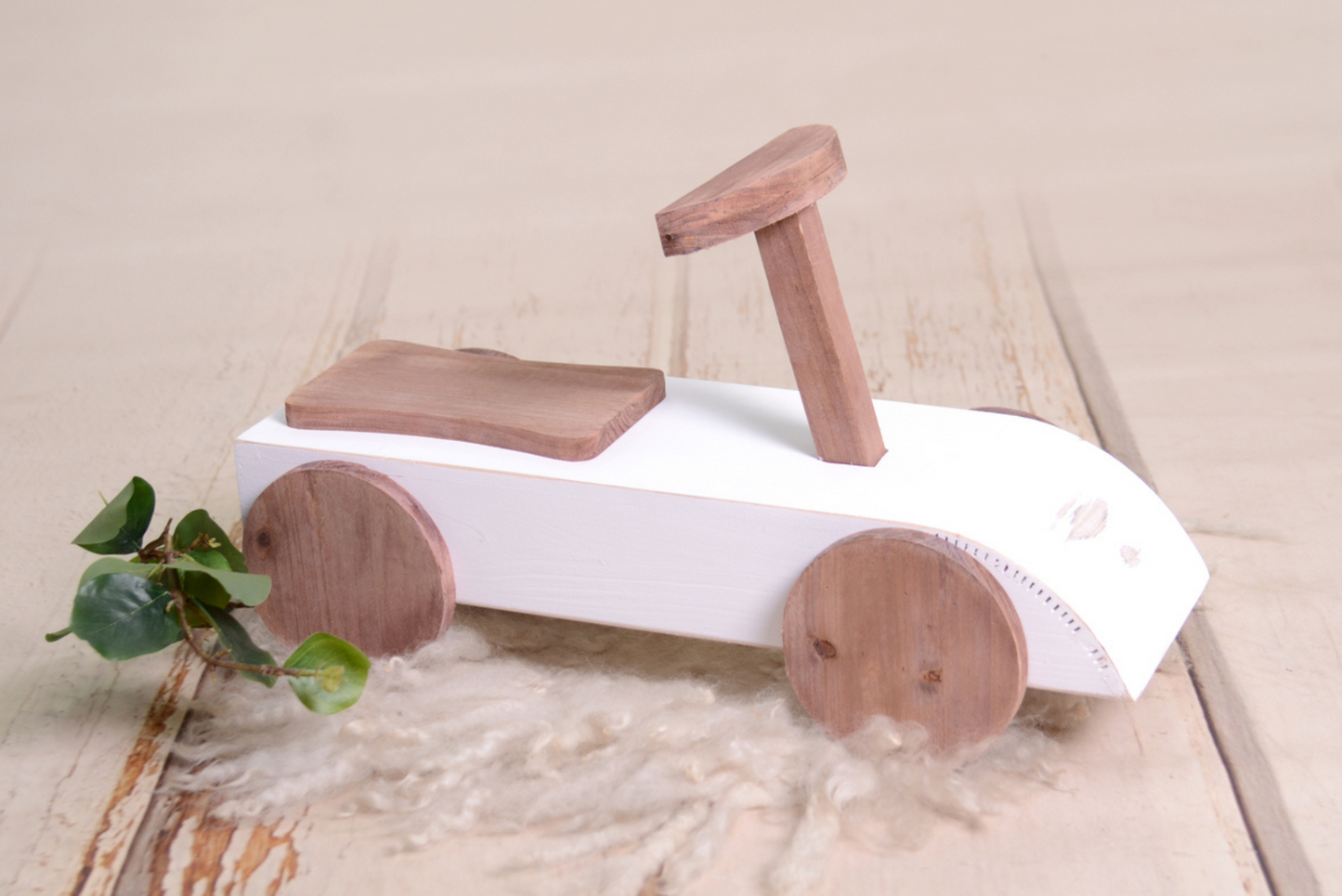 PRE-ORDER Rustic Ride-On - White