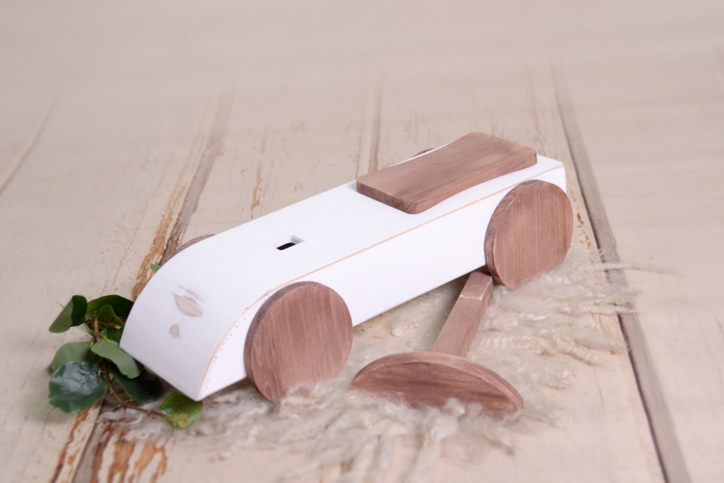 PRE-ORDER Rustic Ride-On - White