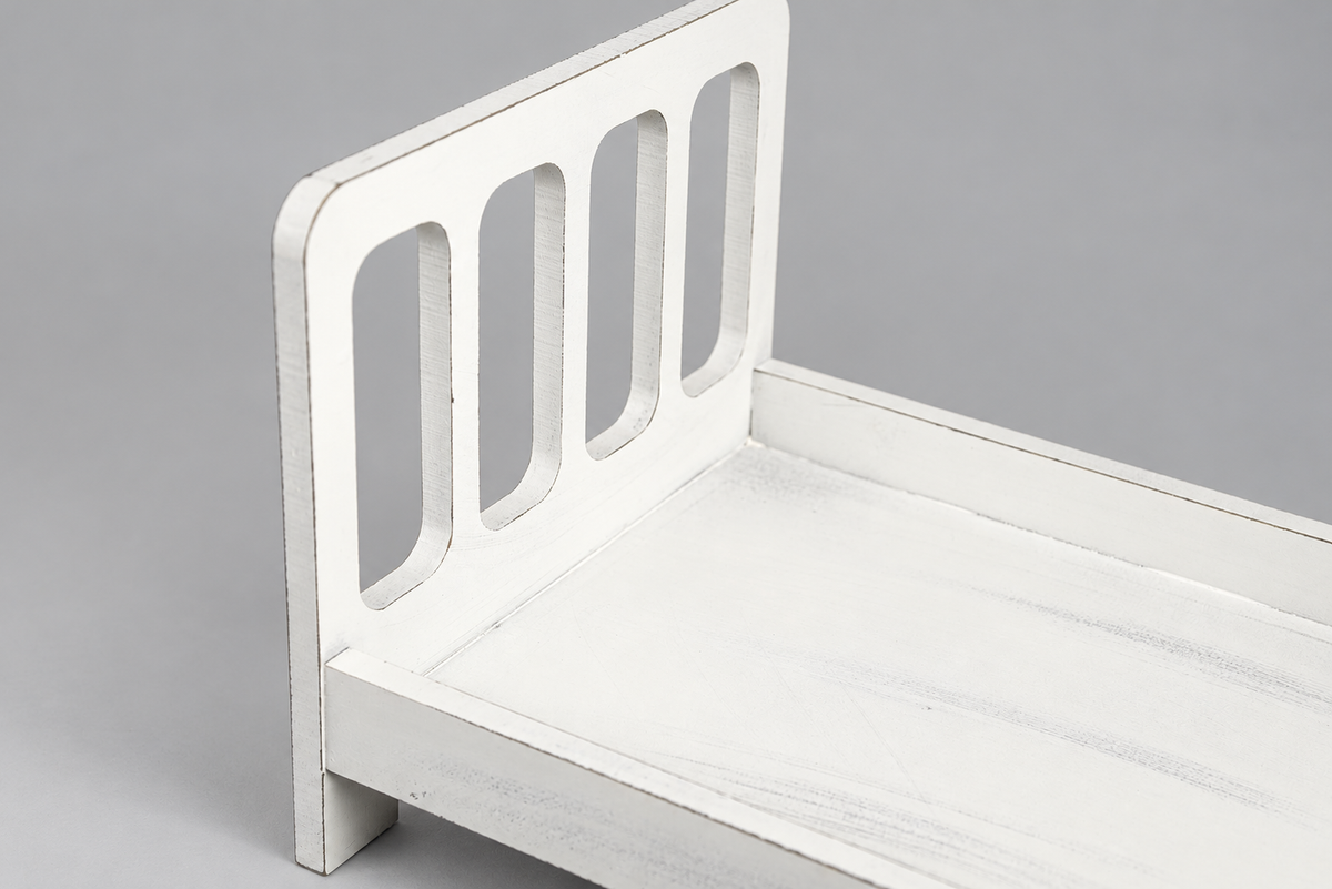 Rustic Bed - Straight Headboard with Curved Spindles - White