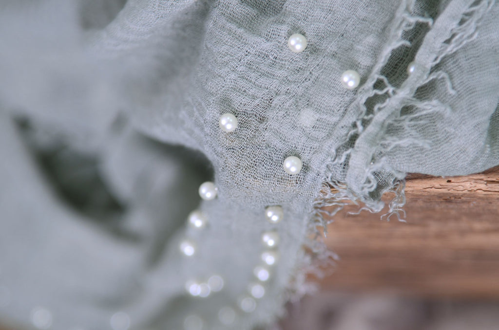 Pearl Embrace Wrap - Silver