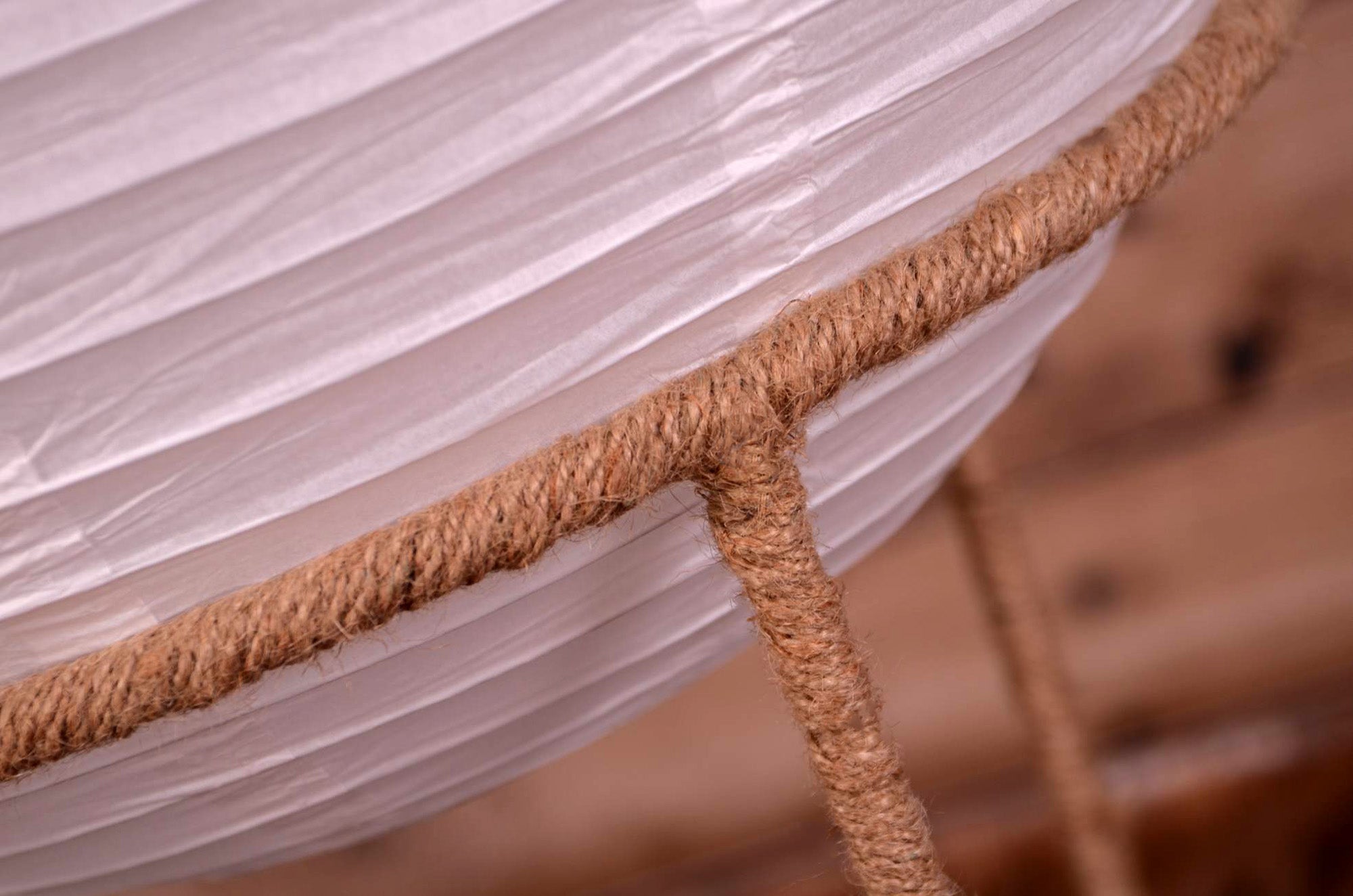 Hot Air Balloon Basket AND White Balloon