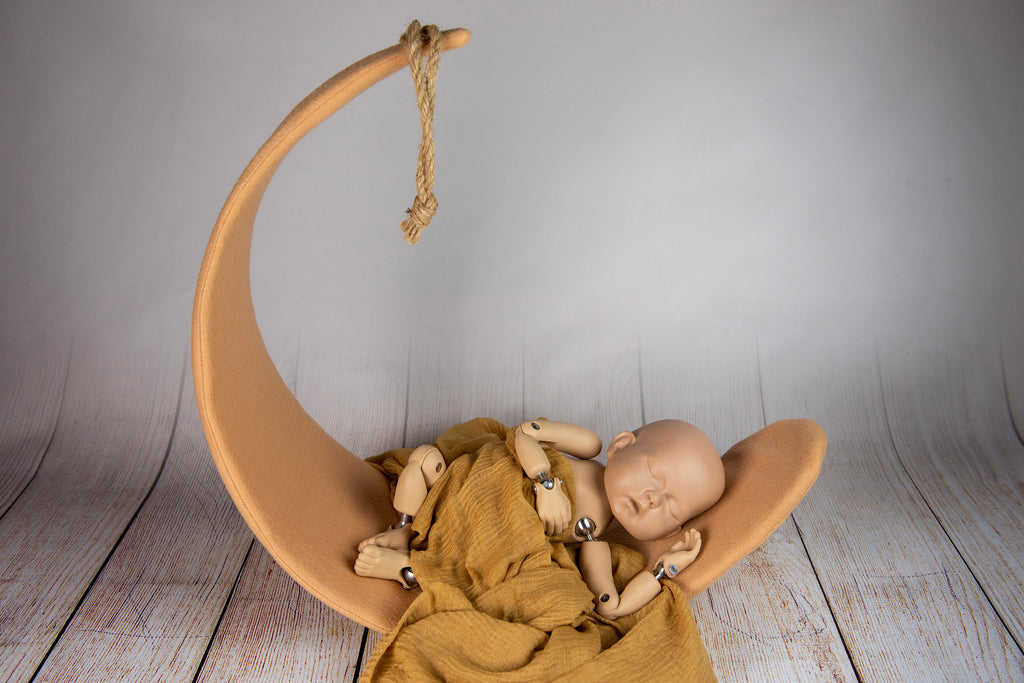 Felt Moon Swing - Camel