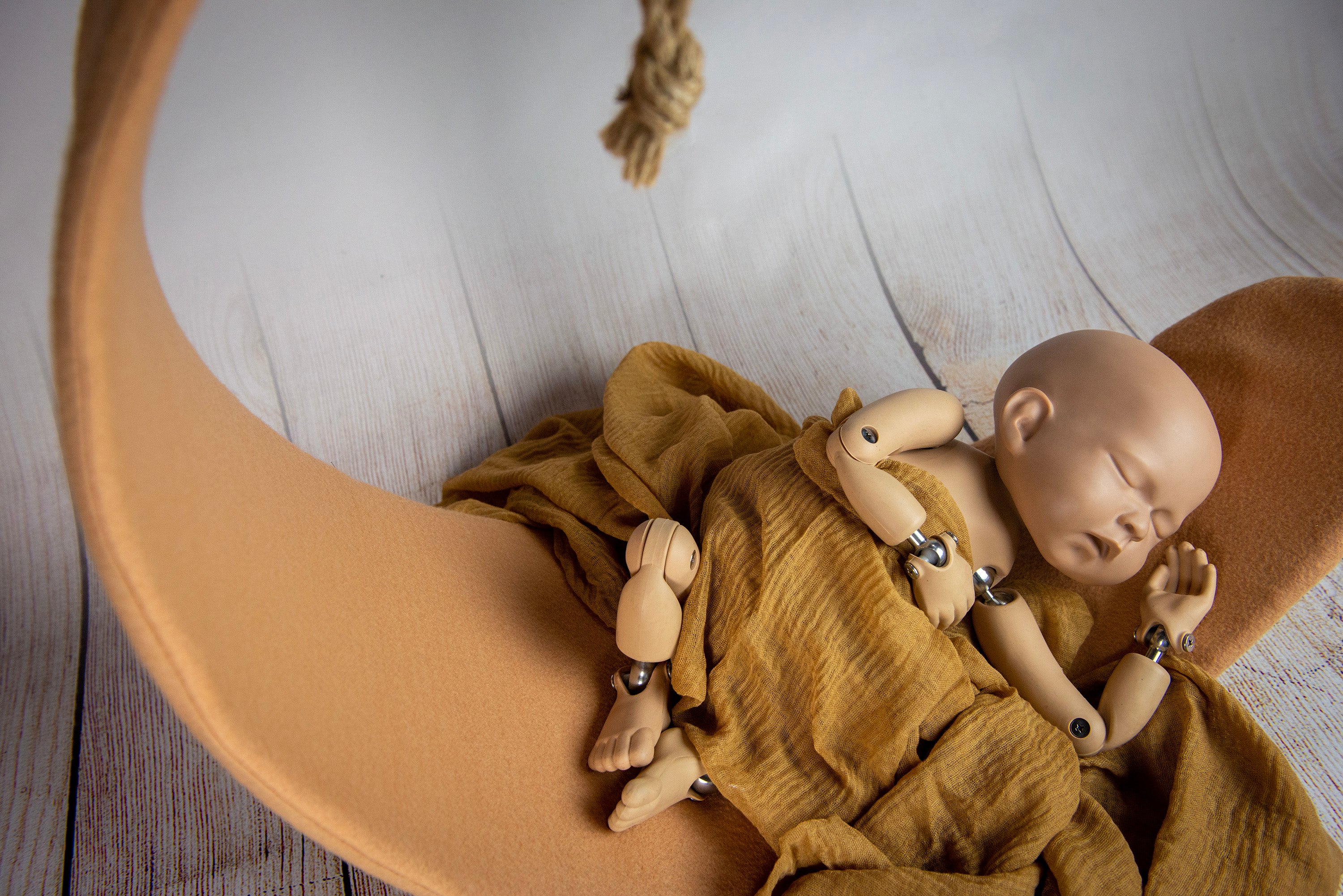 Felt Moon Swing - Camel