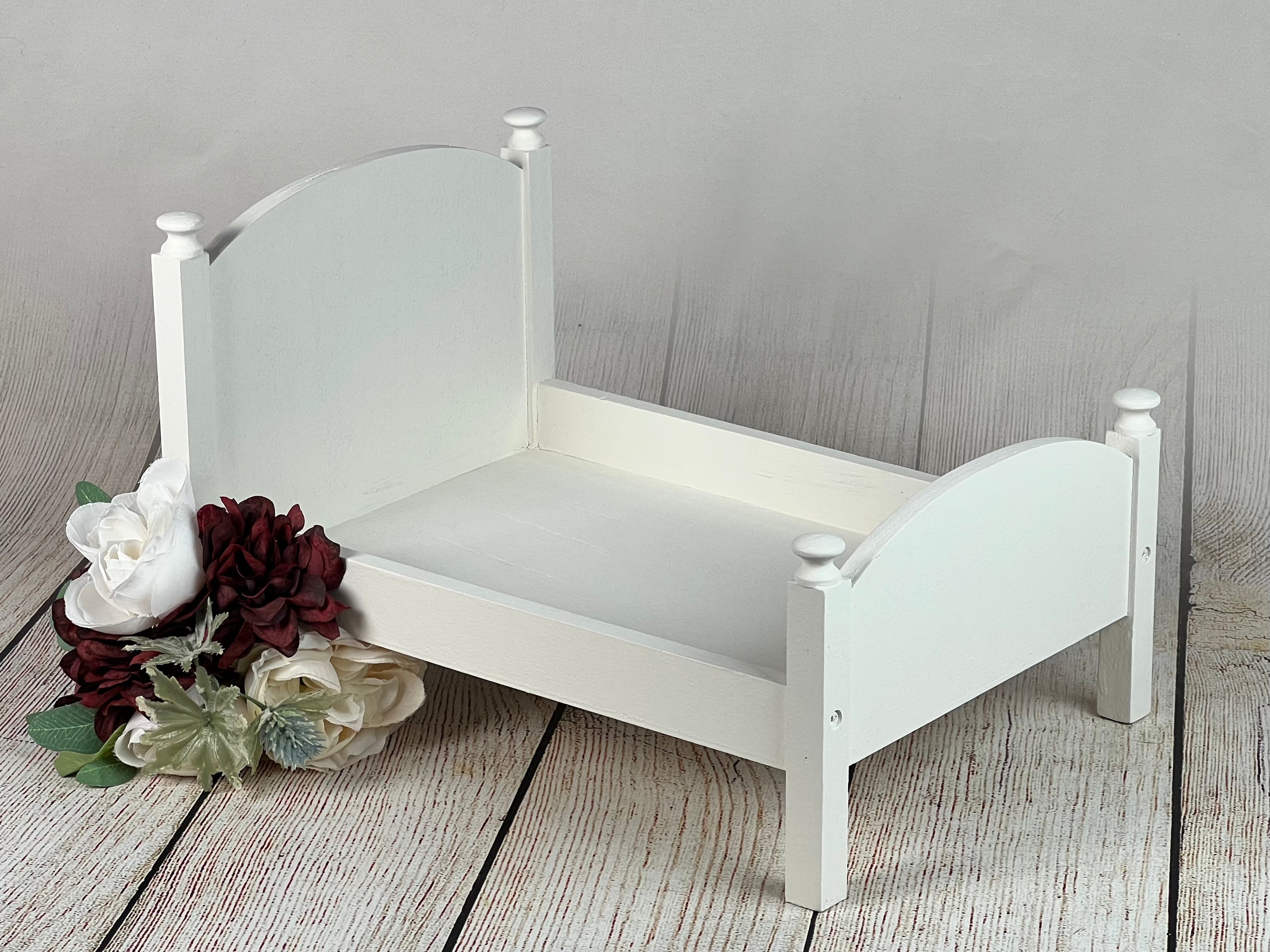 Rustic Bed - Curved Headboard - White