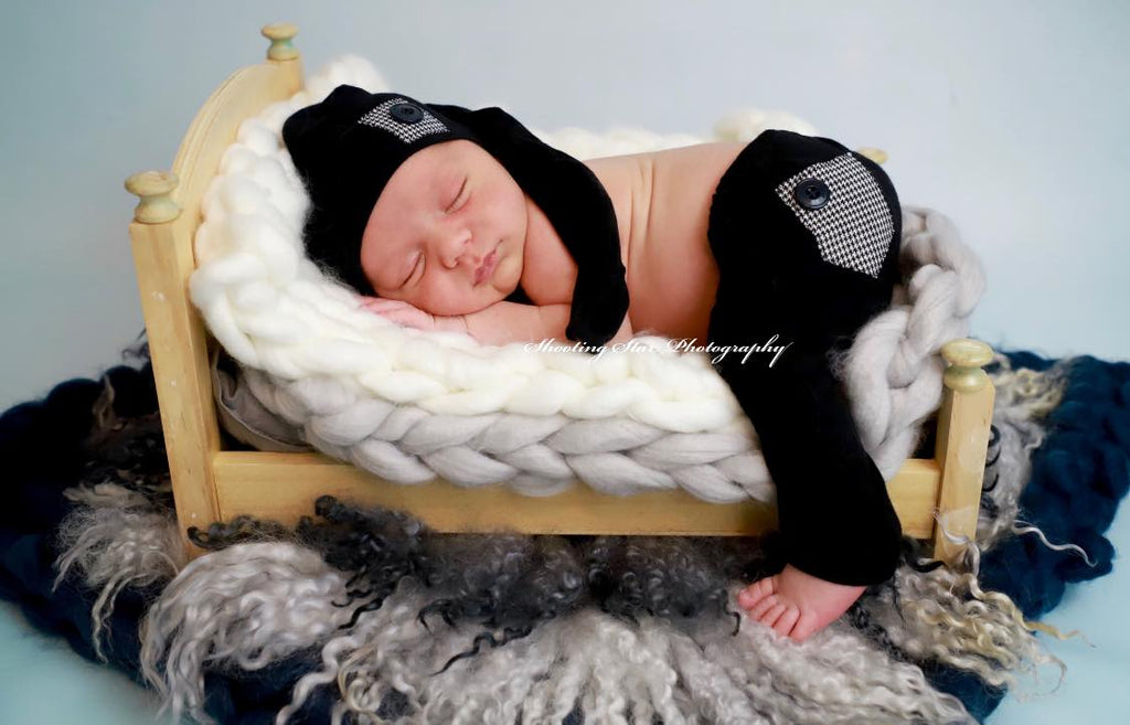 Rustic Bed - Curved Headboard - Off White