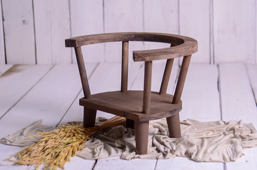 Wooden Orbit Chair - Smooth Spindle - Brown