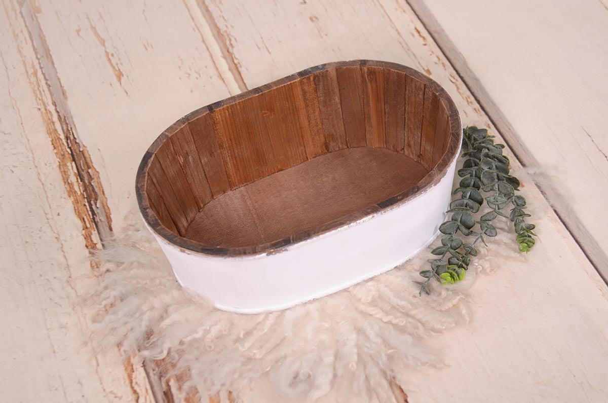 Wood Rustic Bathtub Prop for newborn and baby photography Newborn