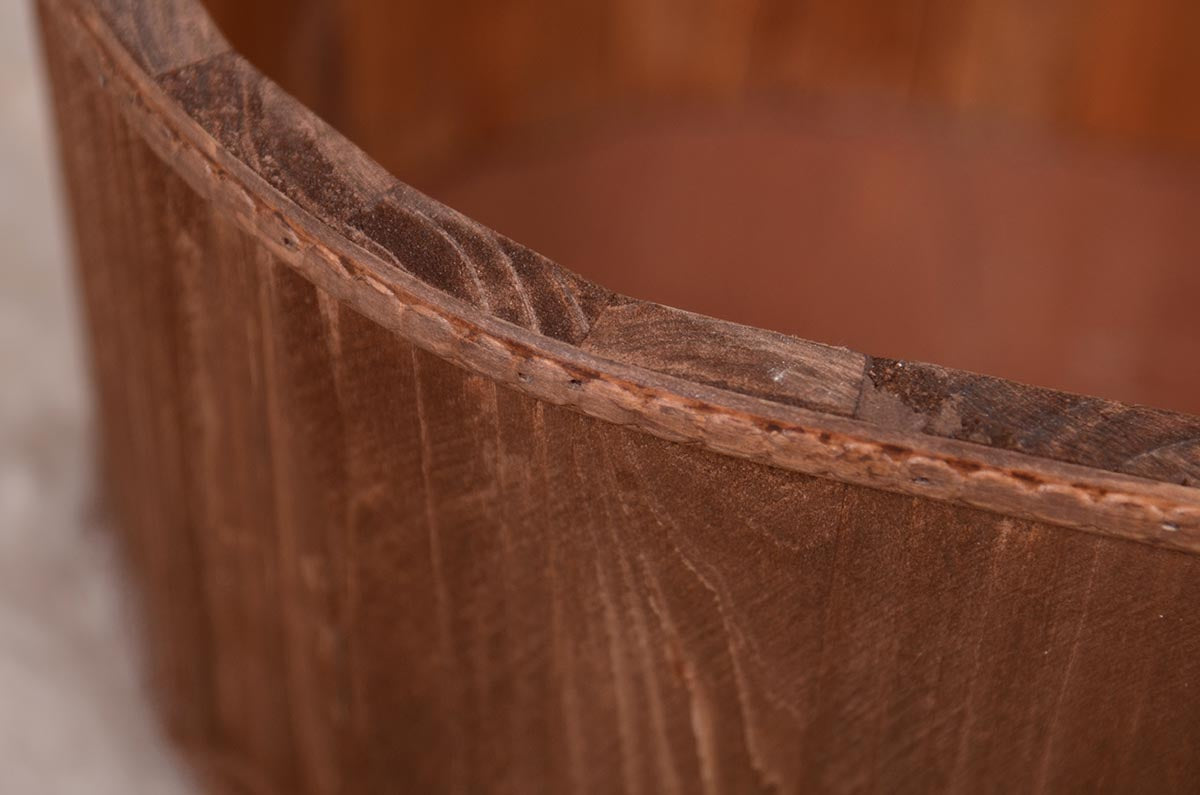 Wood Flatbottom Rustic Bathtub - Brown