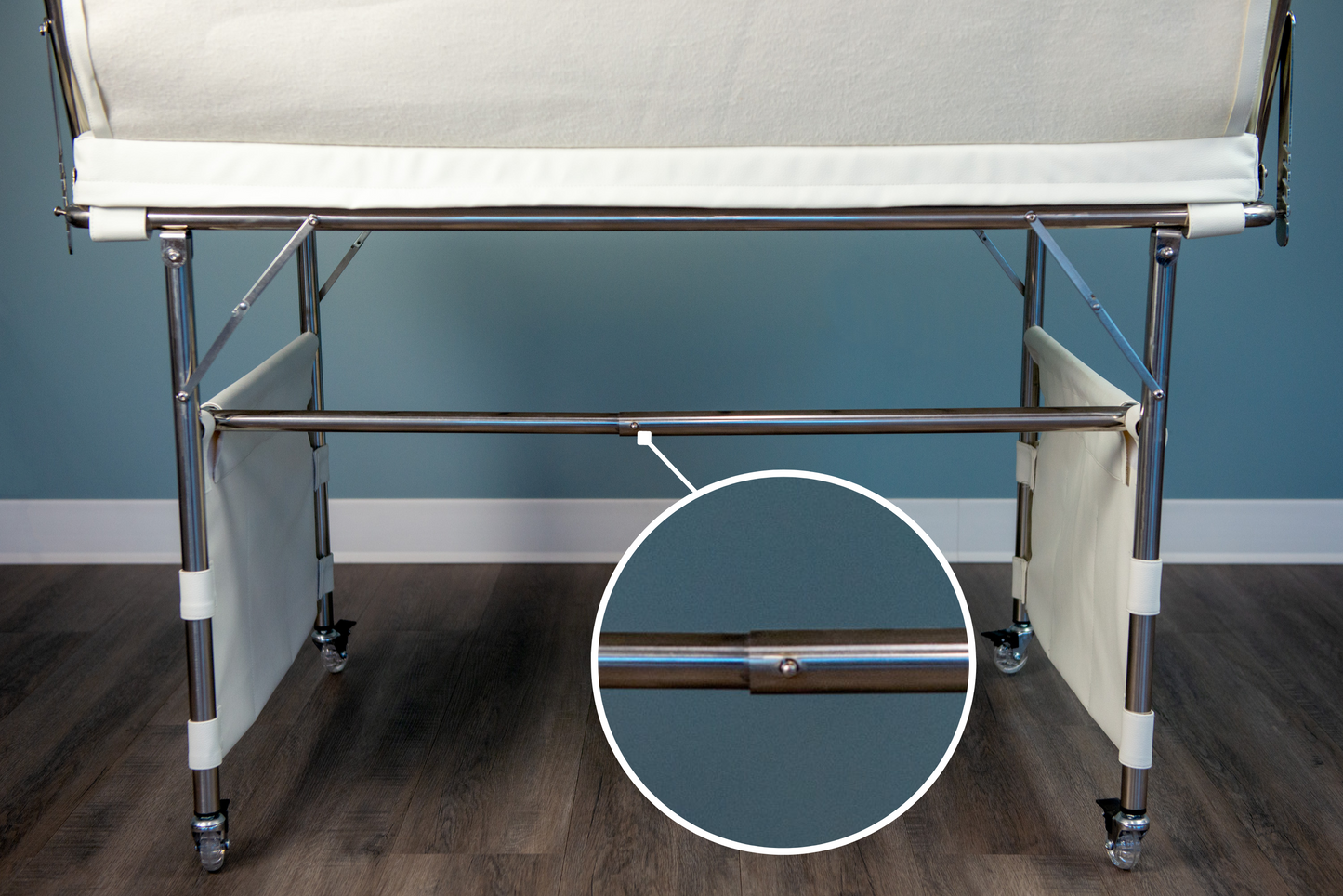 The Easy Table represents the next generation of backdrop stands for newborn photography, featuring tool-free assembly, a built-in safety bar, and secure positioning with a single click.