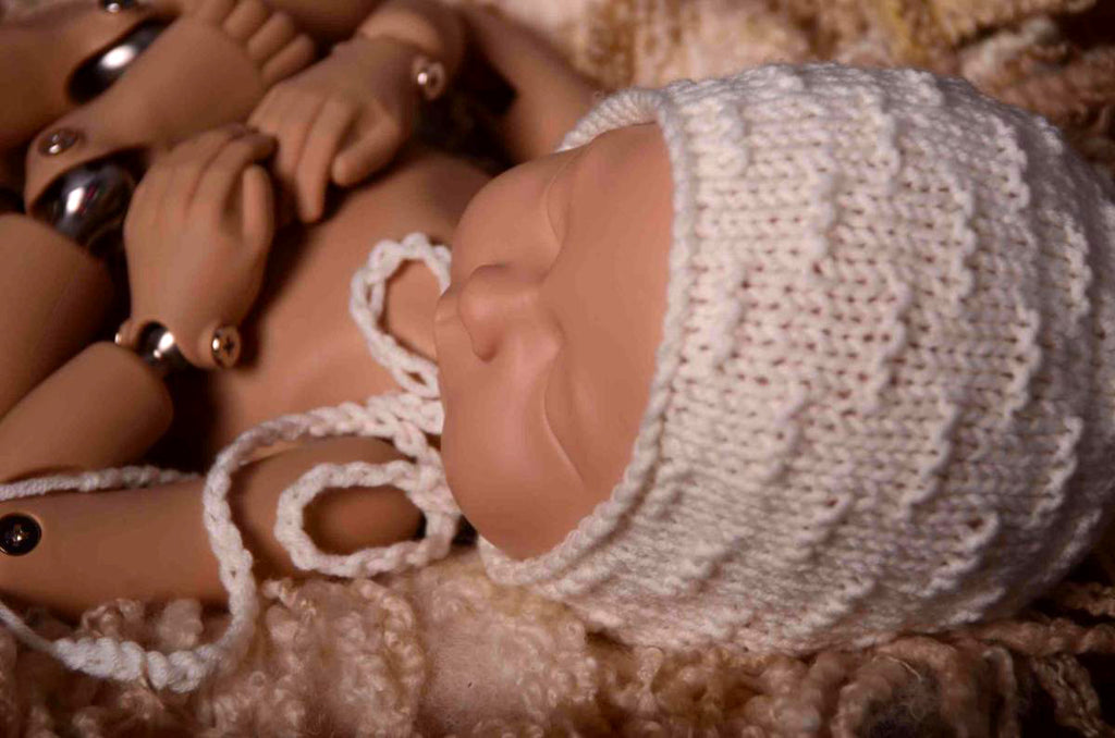 Crochet Bonnet - White-Newborn Photography Props