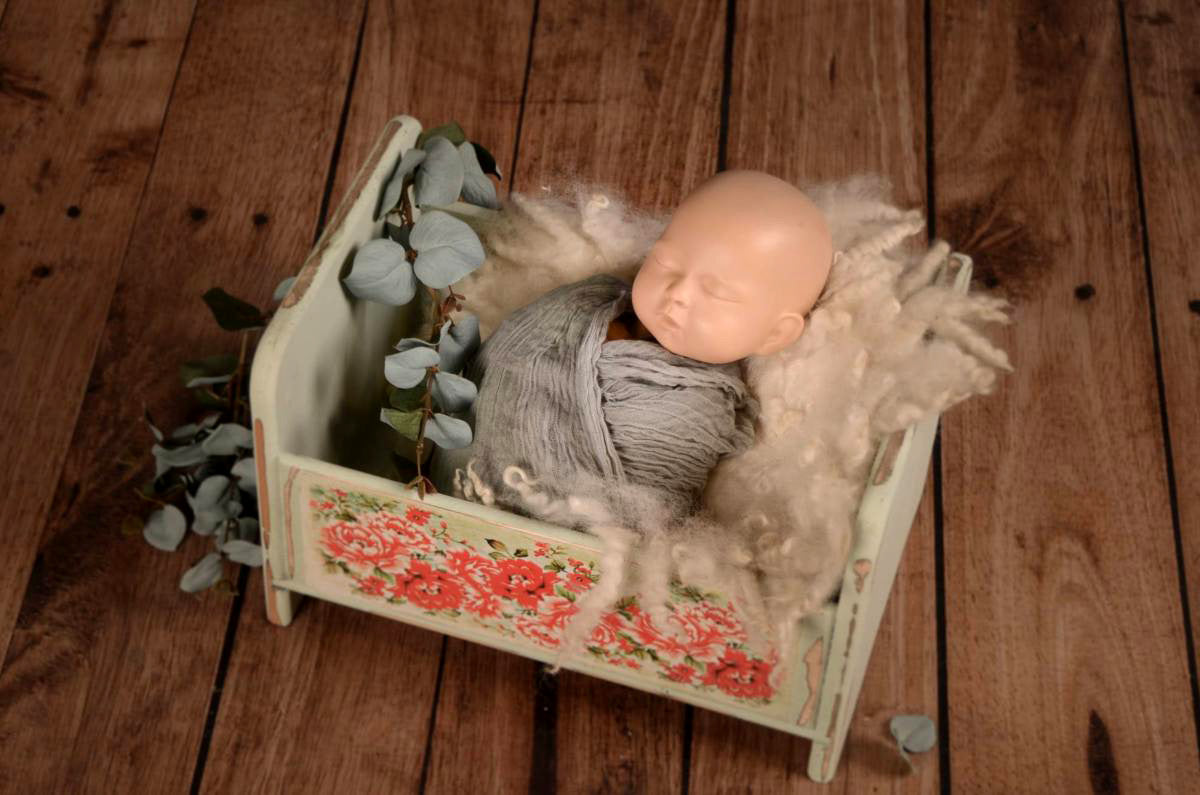 vintage crib for baby photography prop