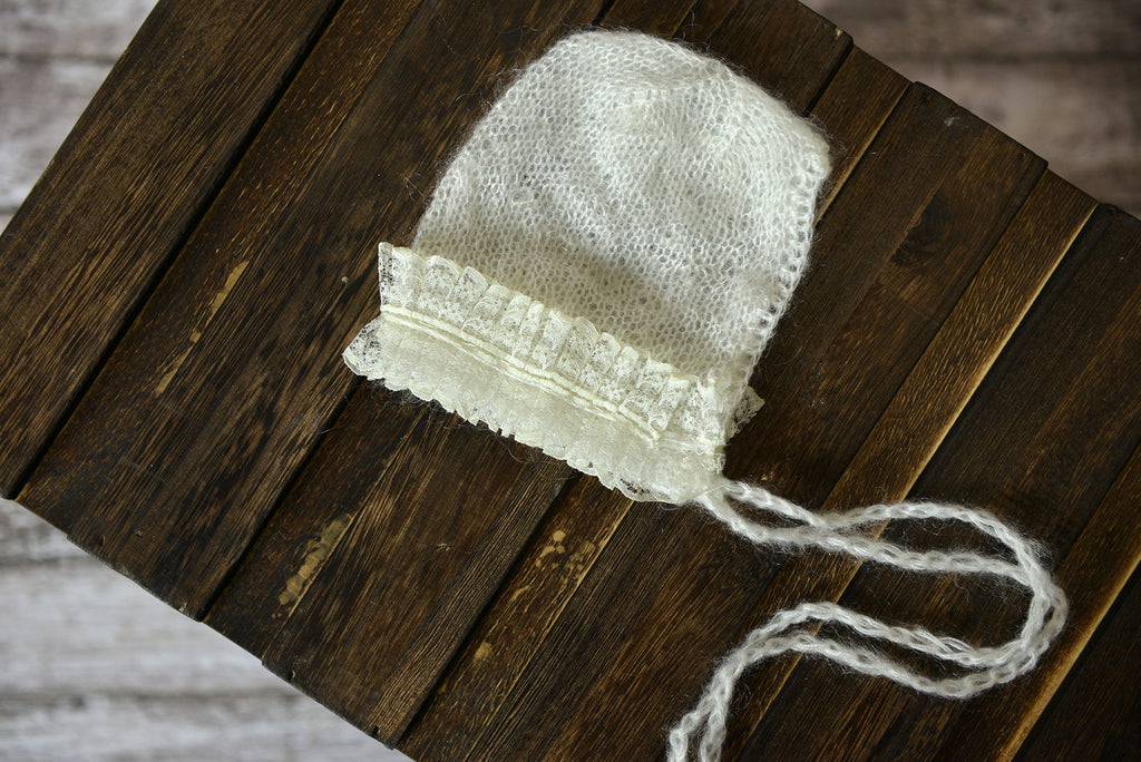 Mohair Bonnet with Lace - White-Newborn Photography Props