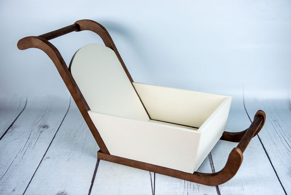 Vintage Sleigh - Model 4 - Brown & White