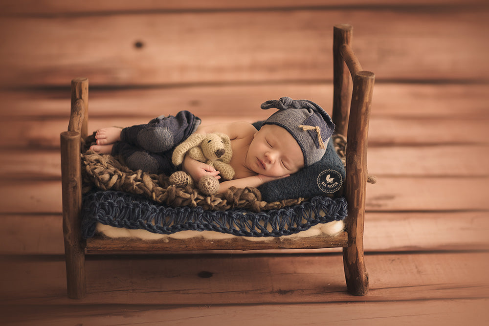 Rustic Bed - Plain Headboard-Newborn Photography Props