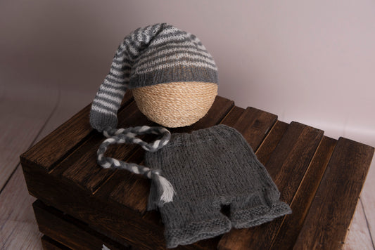 SET Mohair Pants and Striped Sleeping Hat - Gray