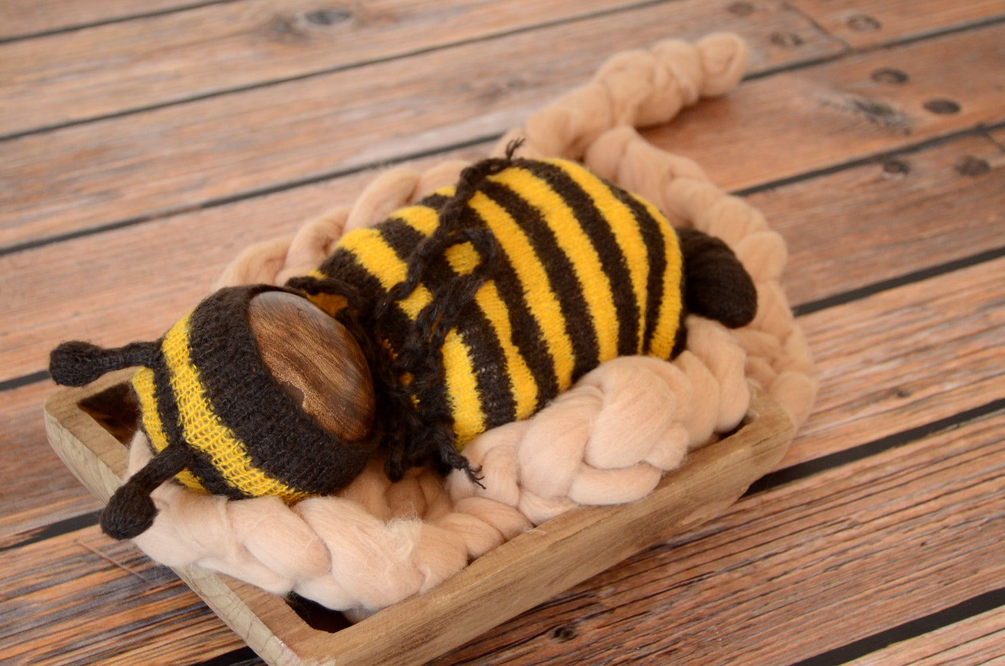 SET Mohair Bonnet and Sack - Bee Outfit-Newborn Photography Props