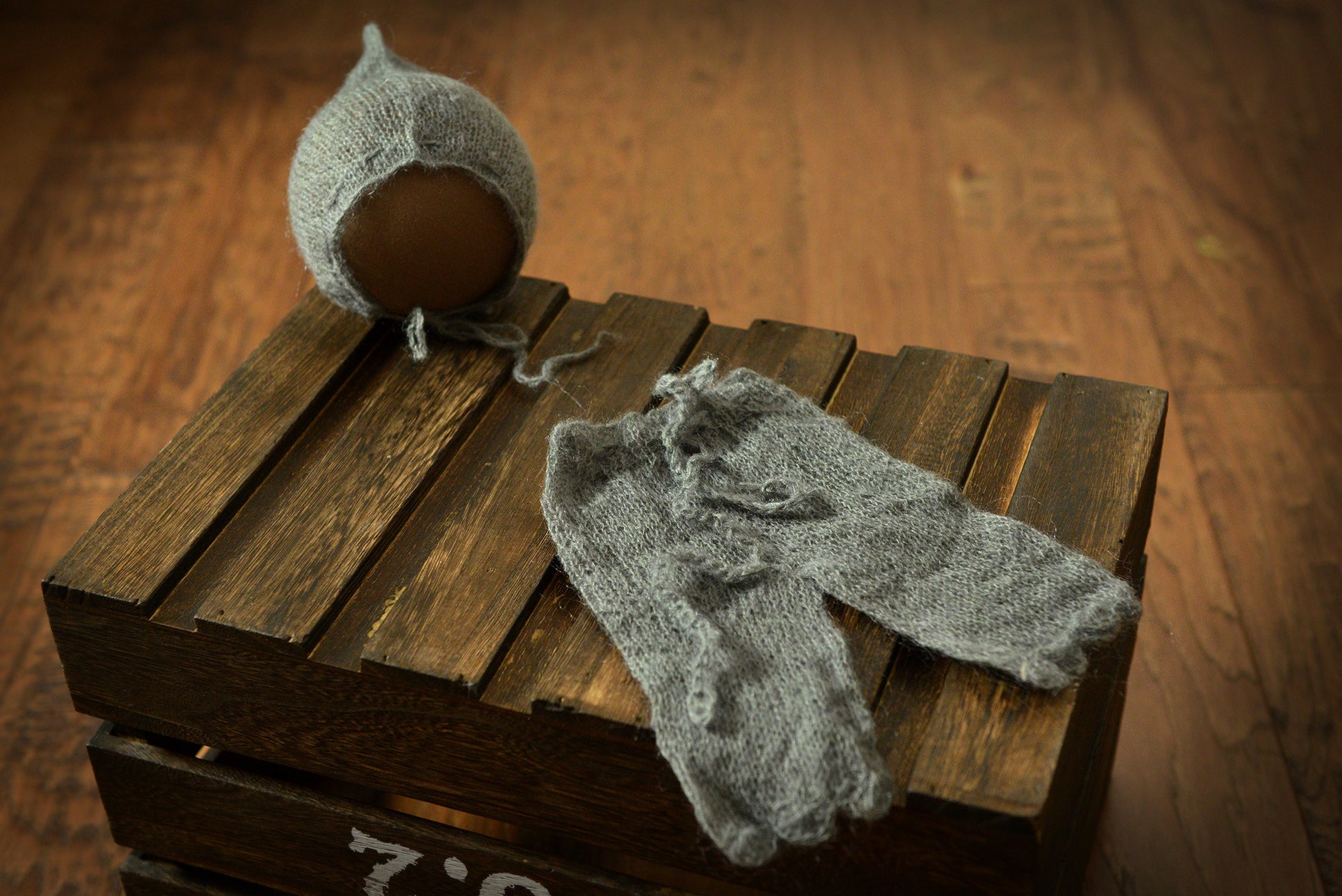 SET Mohair Pants and Adjustable Pointy Bonnet - Gray-Newborn Photography Props
