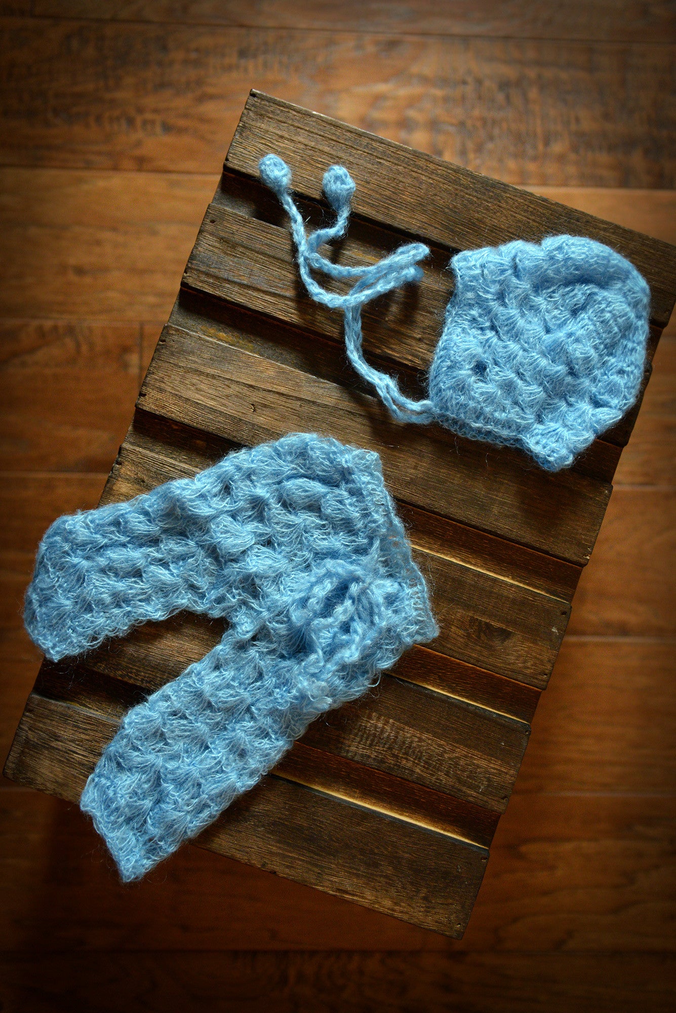 SET Mohair Pants and Bonnet with Knotted Ties - Sky Blue-Newborn Photography Props