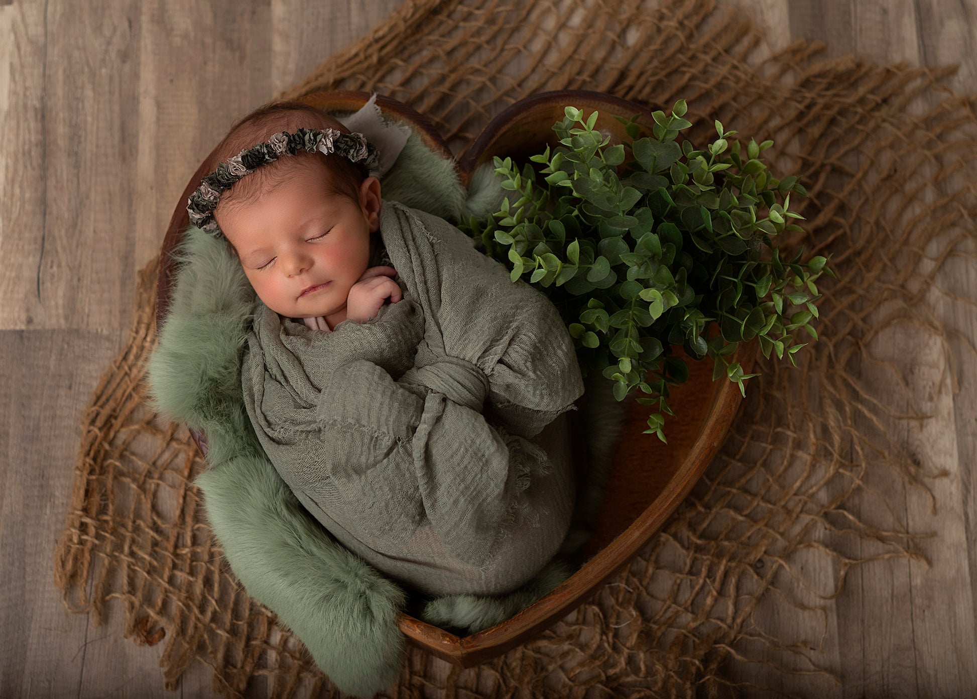 Newborn Wood Heart Bowl,newborn Heart Shaped Bowl,wood Found Sitter Posing  Bowl,newborn Wood Bowl,newborn Basket,newborn Photography Props -   Finland