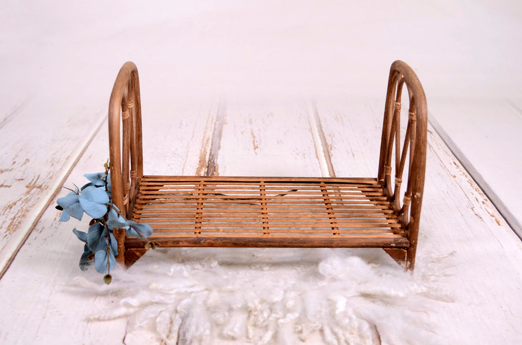 Rustic Rattan Bed - Model 4