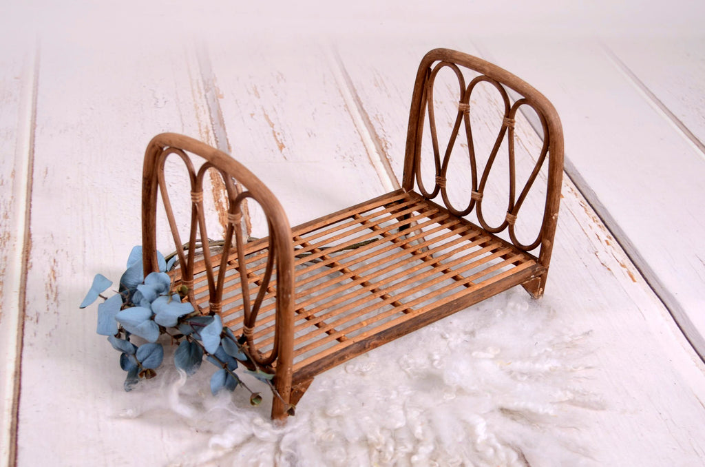 Rustic Rattan Bed - Model 4
