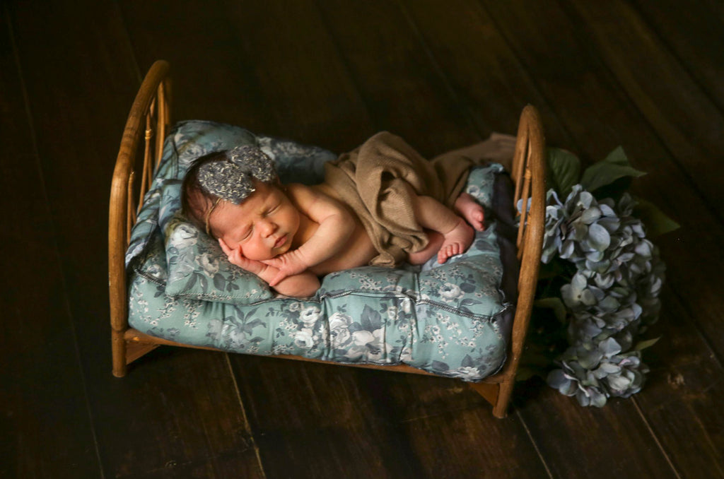 Rustic Rattan Bed - Model 4