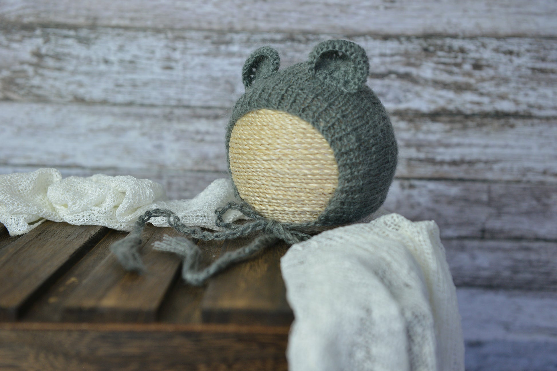 Bear Bonnet for baby photography