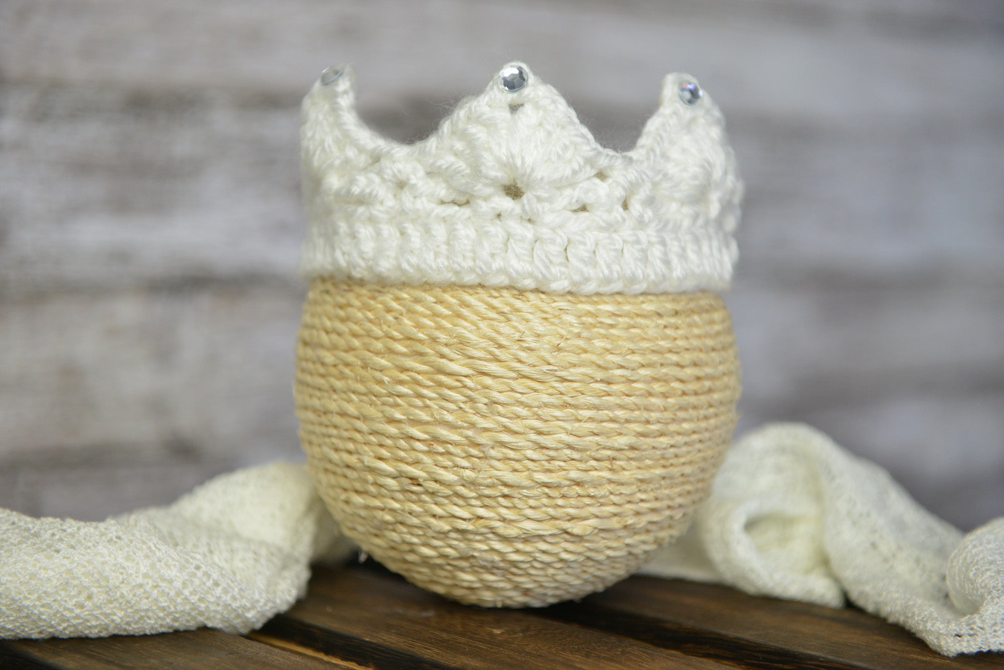 Crochet Crown with Gems Newborn Studio Props