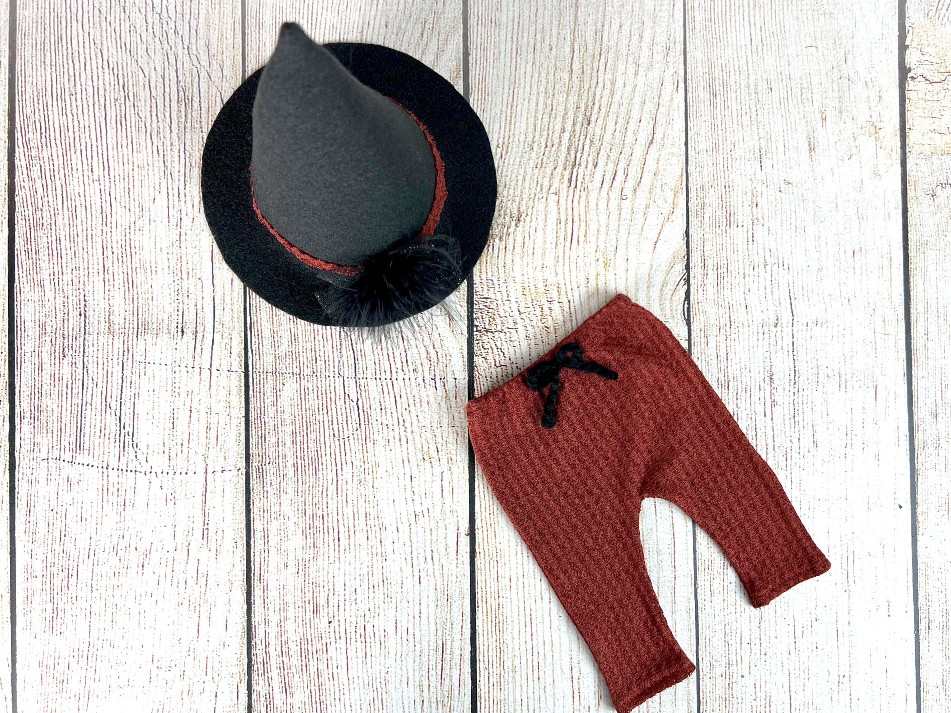 SET Baby Witch Hat and Pants - Rust