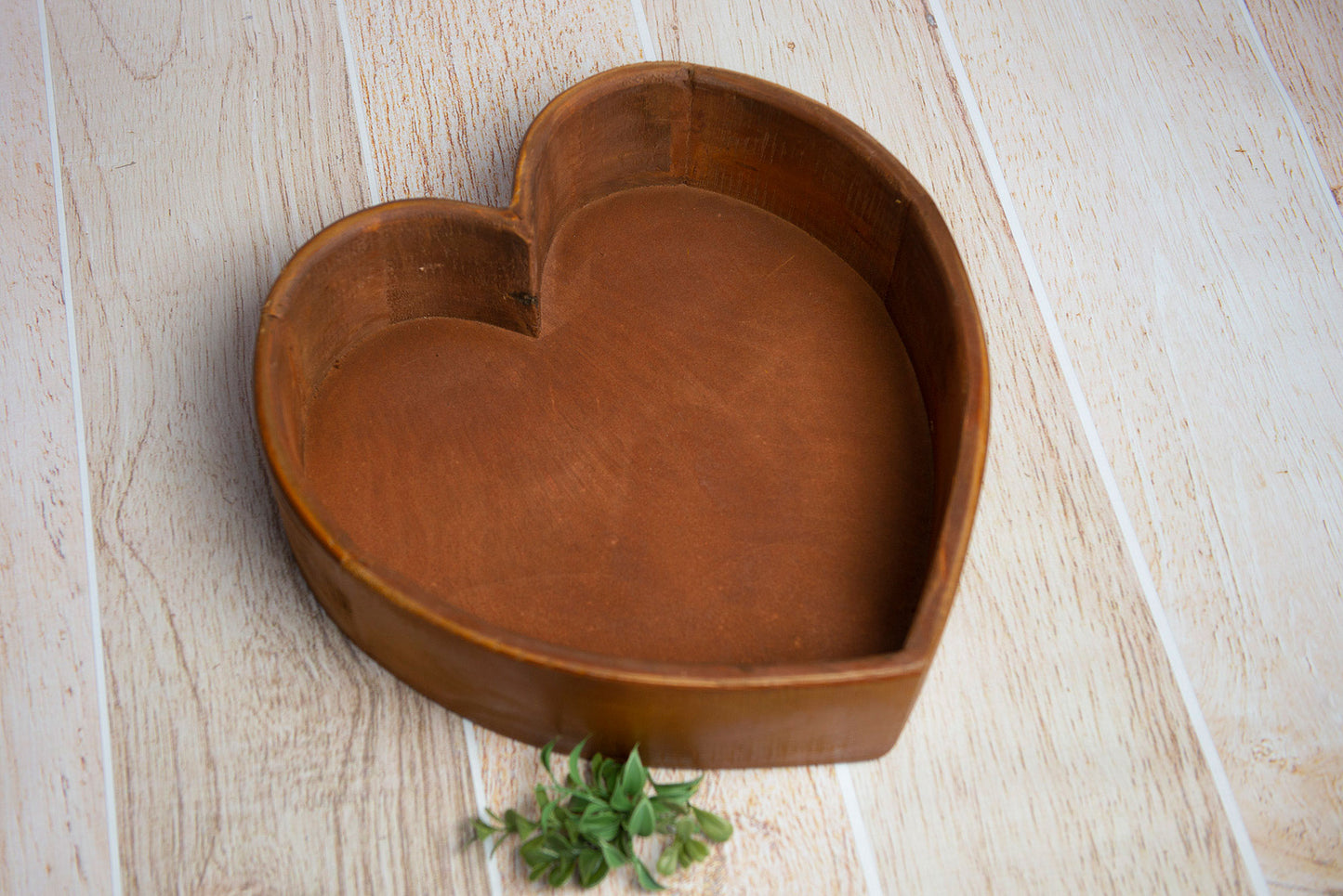 Vintage Heart Bowl - Brown
