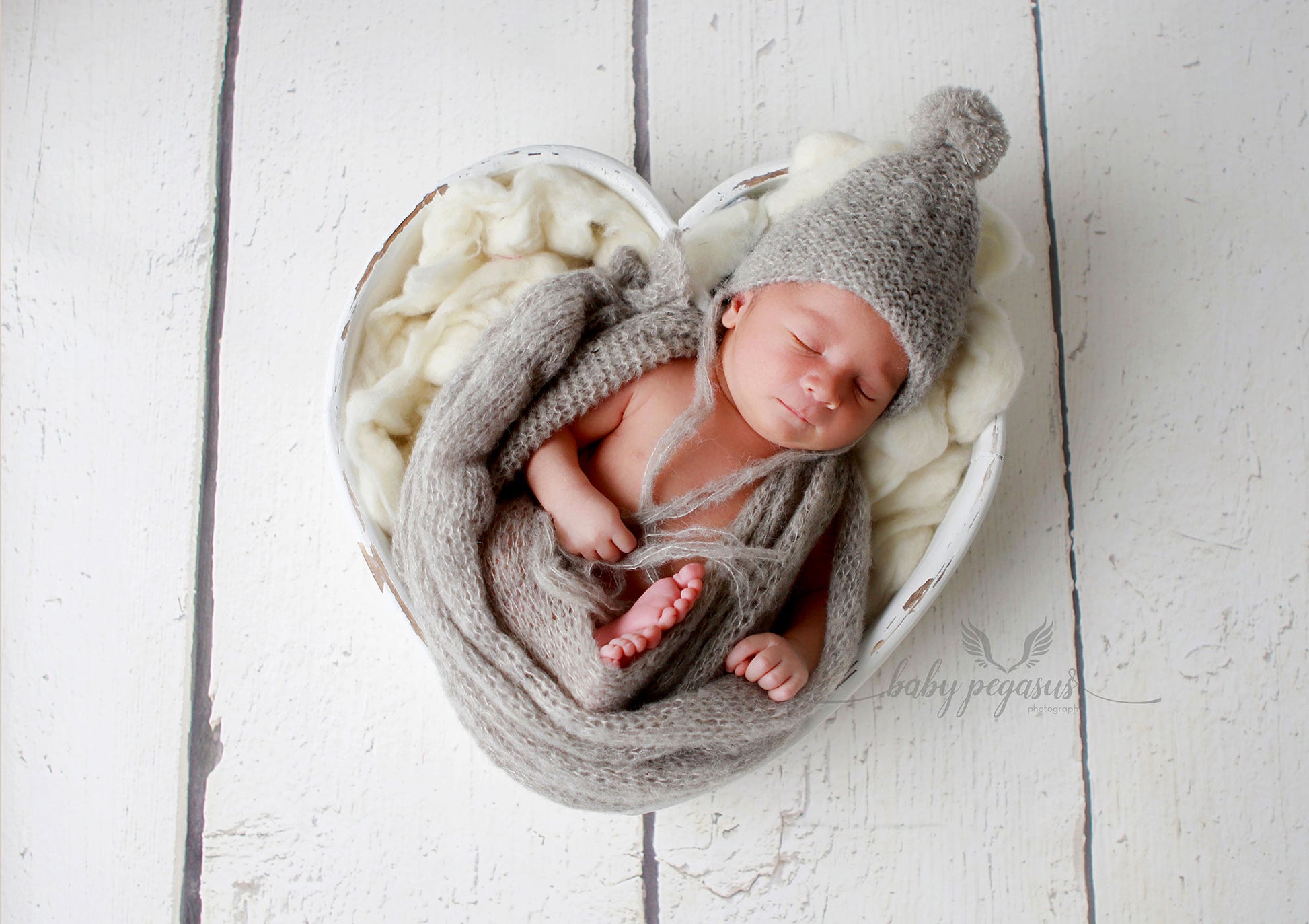 Vintage Heart Bowl Newborn Photography Prop – Newborn Studio Props