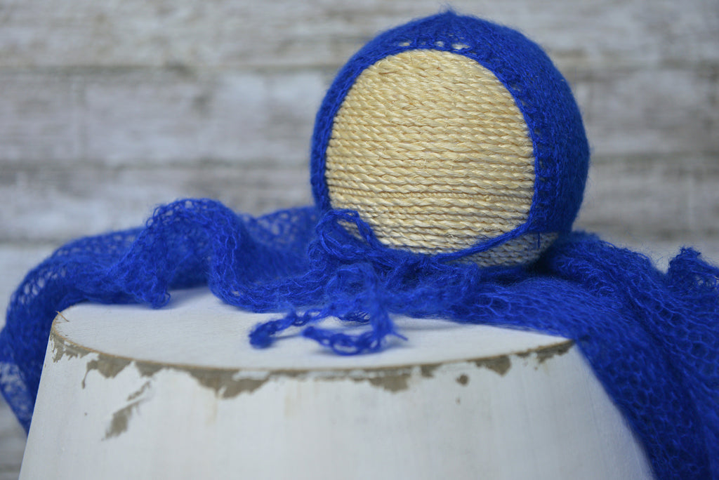 Knit Wrap and Bonnet for baby photography