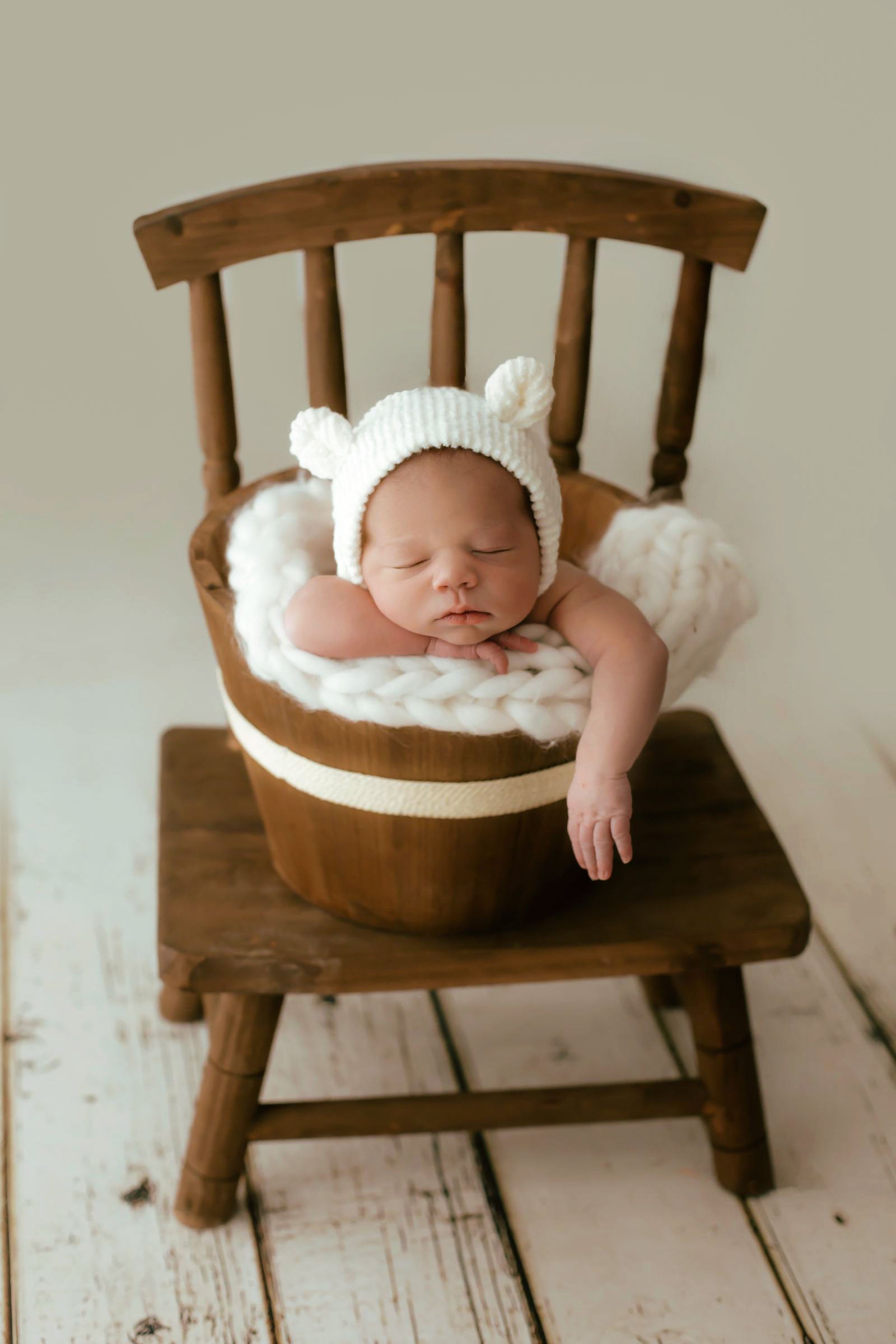 Newborn Posing Chair – The Rachel Vanoven Shop