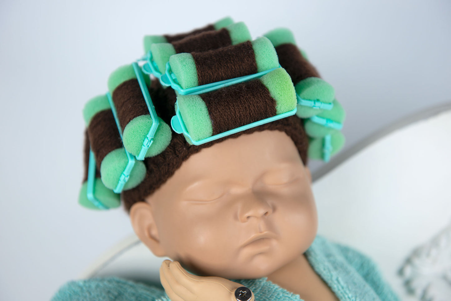 Newborn Curlers Wig - Green/Dark Hair