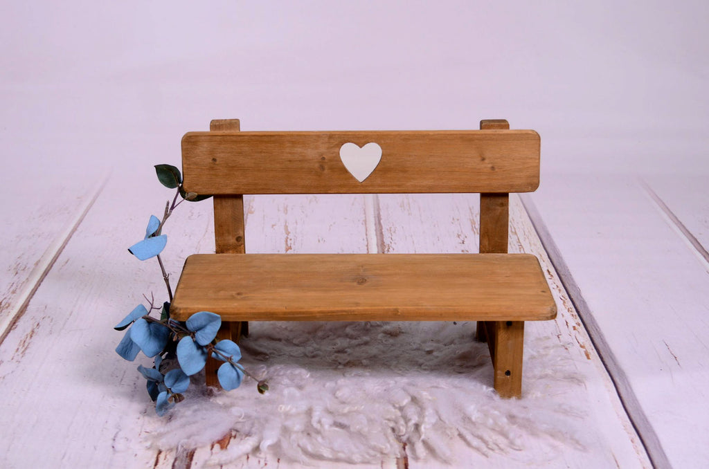 Park Bench - Heart Center - Brown