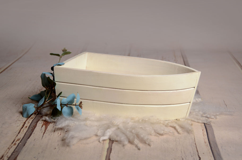 Rustic Boat - Off White