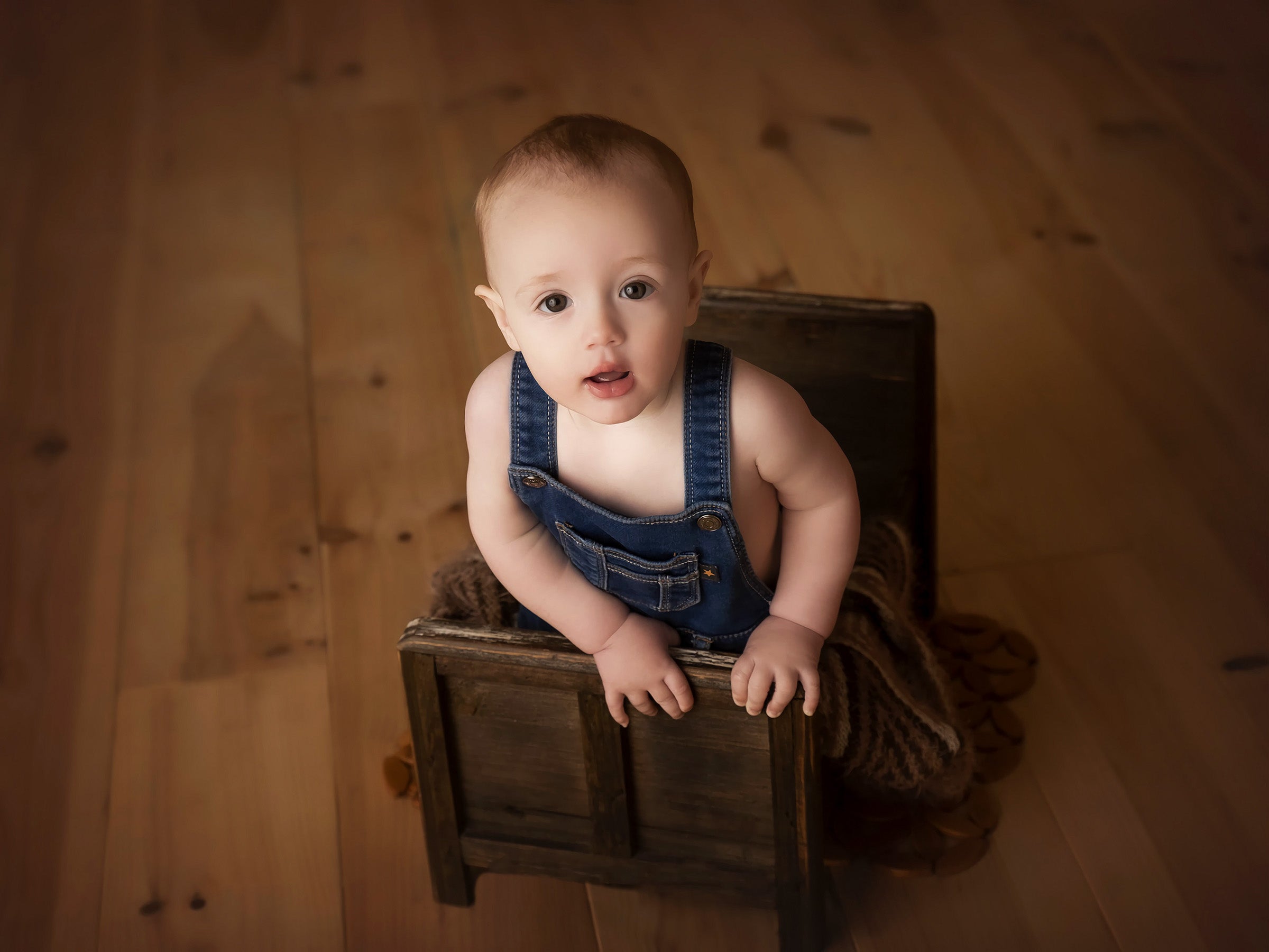 Newborn Bed Prop | retailer Newborn Photography Prop | Rustic Photography | Rustic Wood Furniture | Rustic Furniture | Furniture | Reclaimed Wood