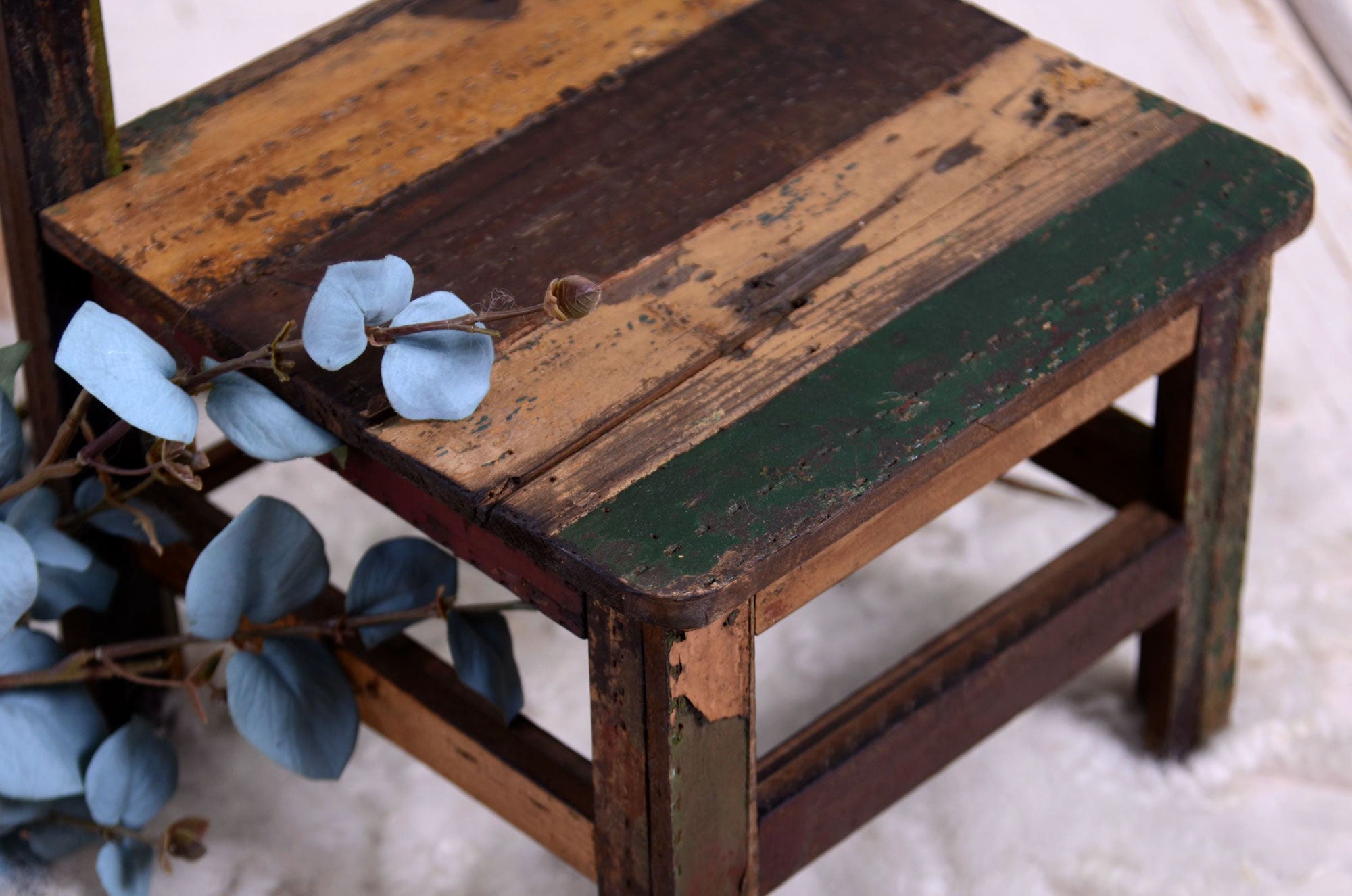 Small Wooden Harlow Chair Newborn Photography Prop – Newborn